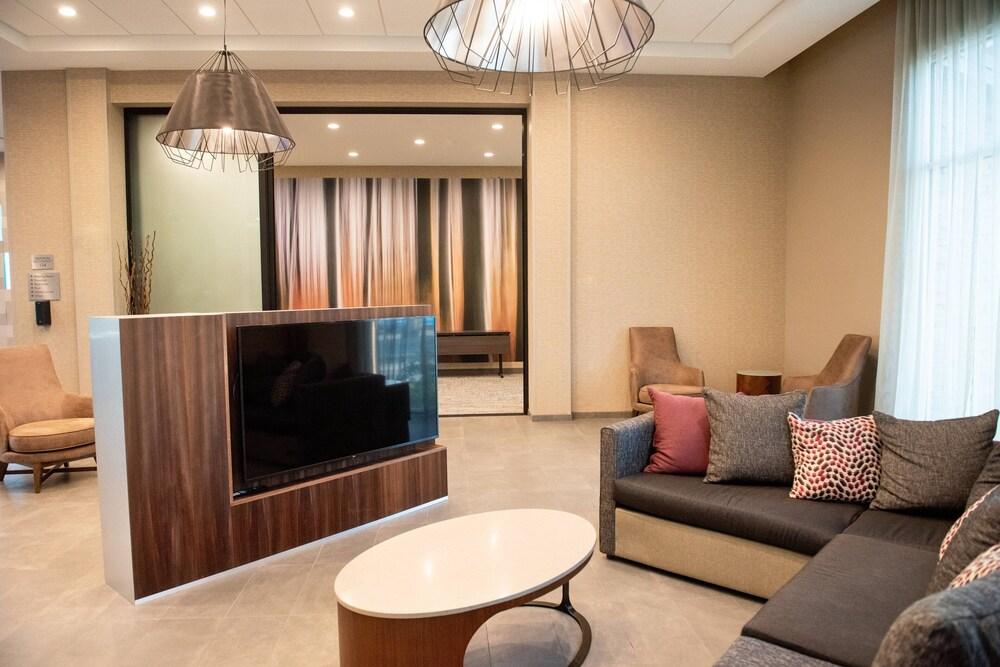 Courtyard by Marriott Mesa At Wrigleyville West - Lobby Lounge