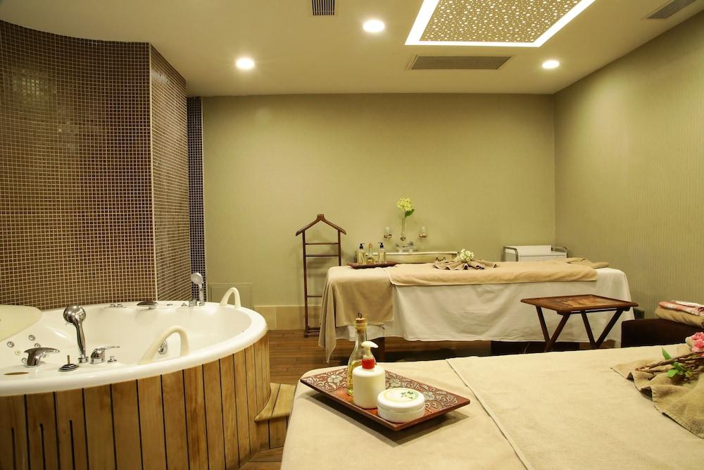 Cevahir Hotel Istanbul Asia - Massage