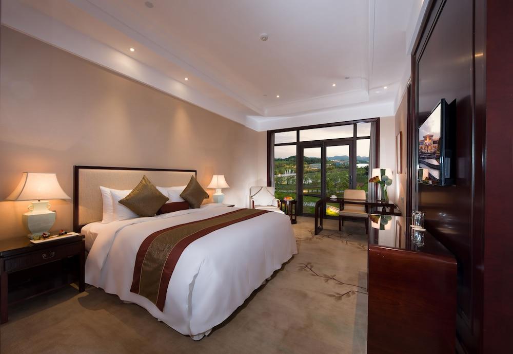 New Century Hotel Guian Guizhou - Room