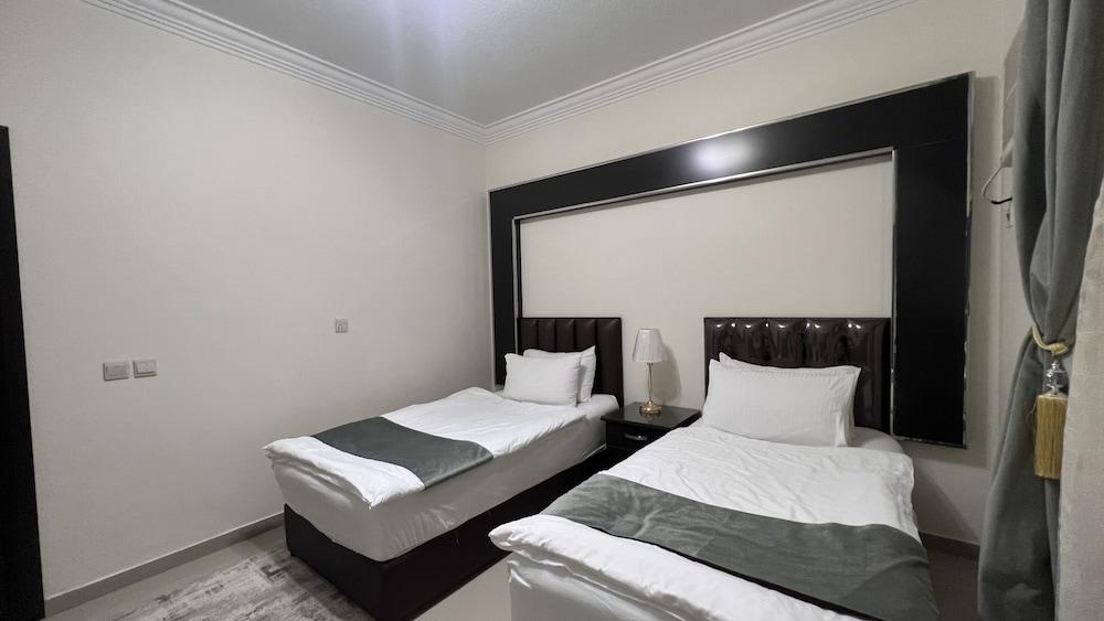 Wafi Hail Hotel Apartments - Room