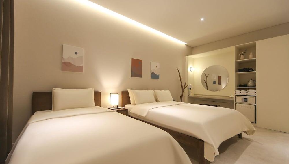 Hermon Hotel Gangseo - Featured Image