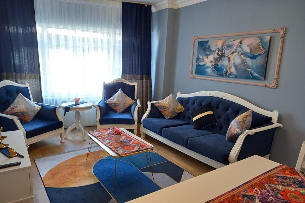Emirhan Guest House & Suites - Featured Image