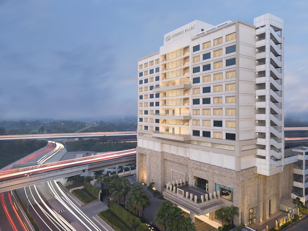 Crowne Plaza New Delhi Mayur Vihar Noida, an IHG Hotel - Featured Image