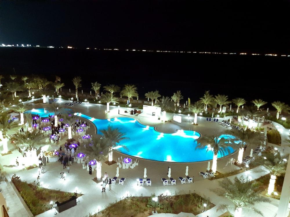 Al Bahar Hotel & Resort - Outdoor Pool
