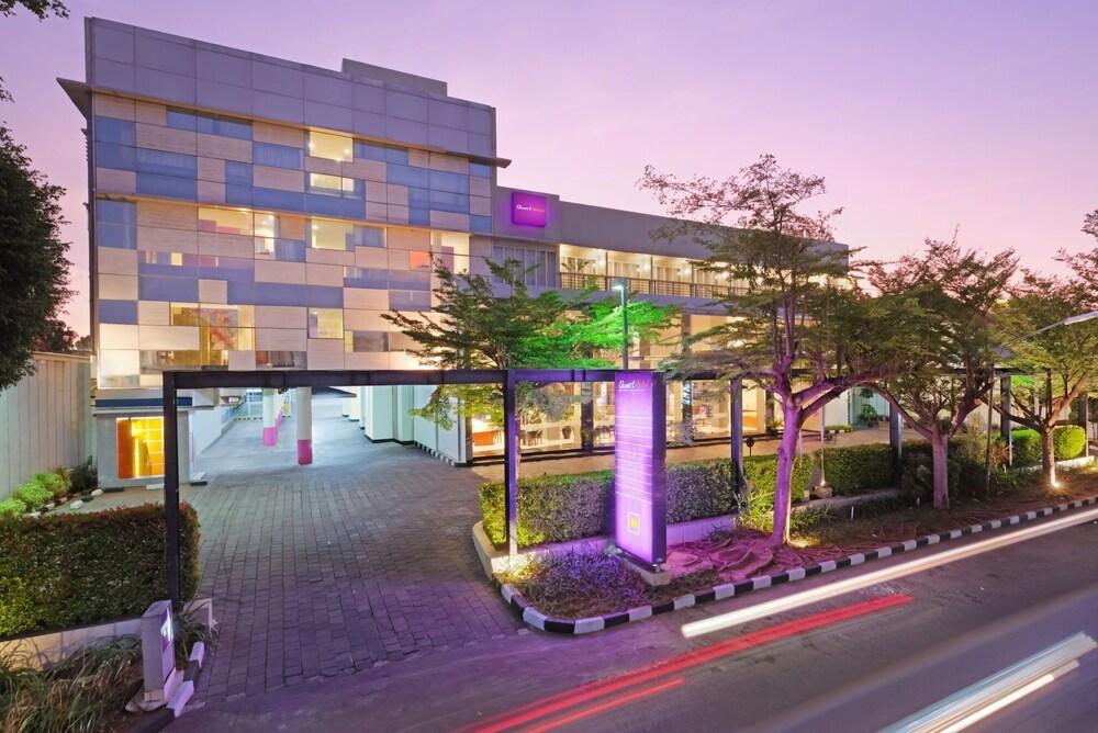 Quest Hotel Simpang Lima - Semarang by ASTON - Featured Image
