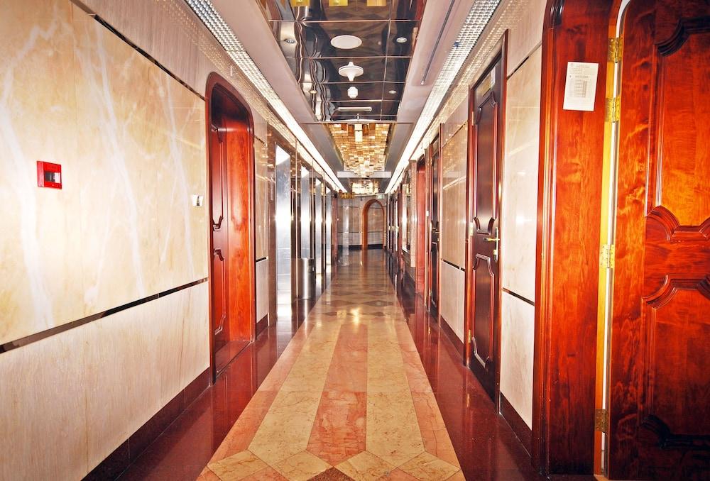 Ramee Garden Hotel Apartments - Interior