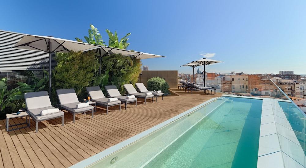 The One Barcelona GL - Rooftop Pool