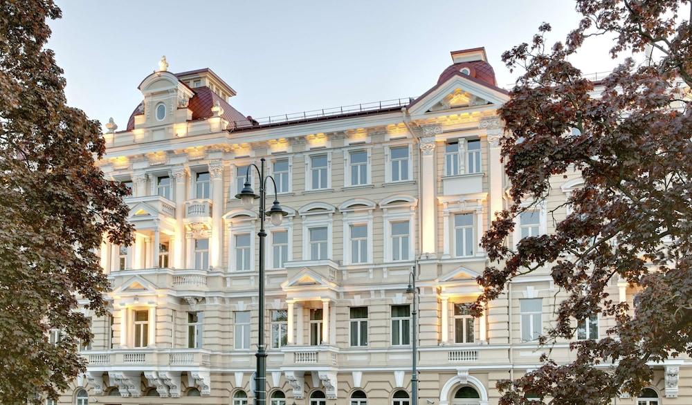 Grand Hotel Kempinski Vilnius - Exterior