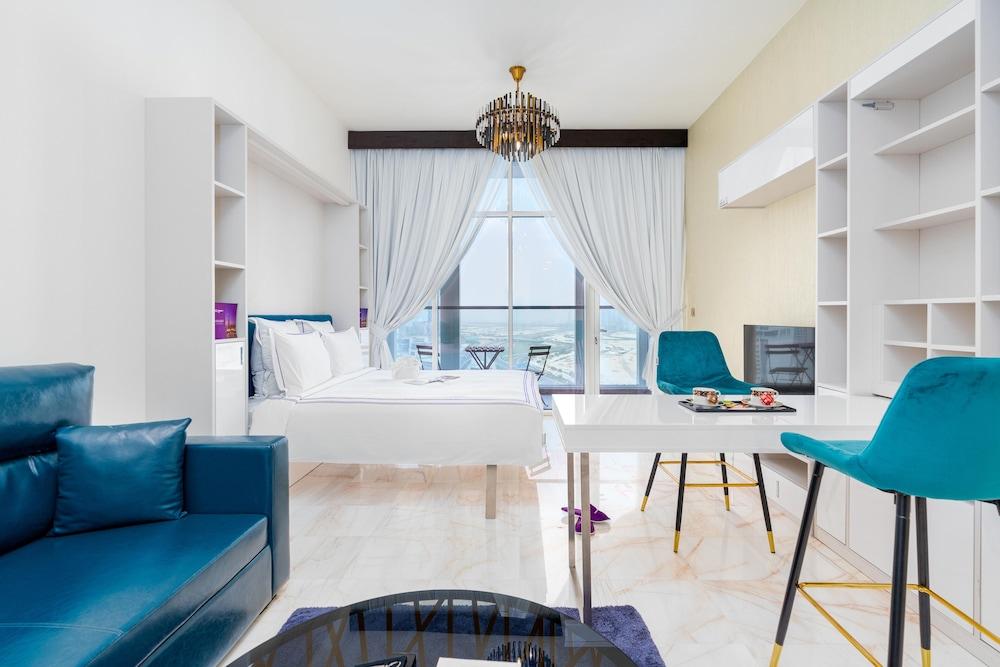 Dream Inn Apartment - Bayz by Danube - Featured Image