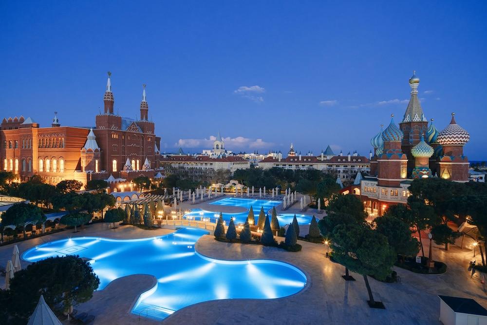 Kremlin Palace - Featured Image