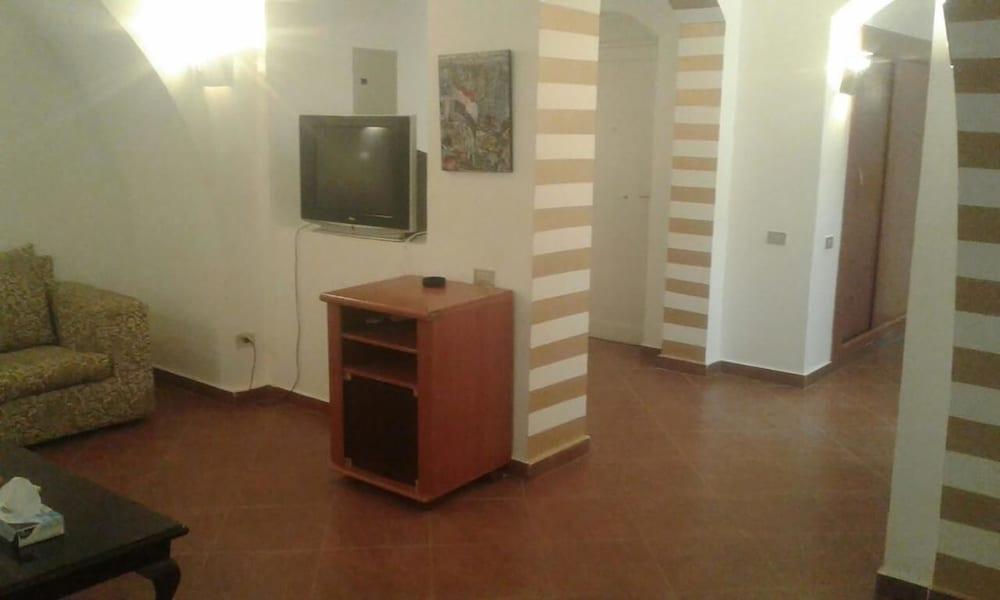 El Gouna Downtown Property EO4 - Living Room