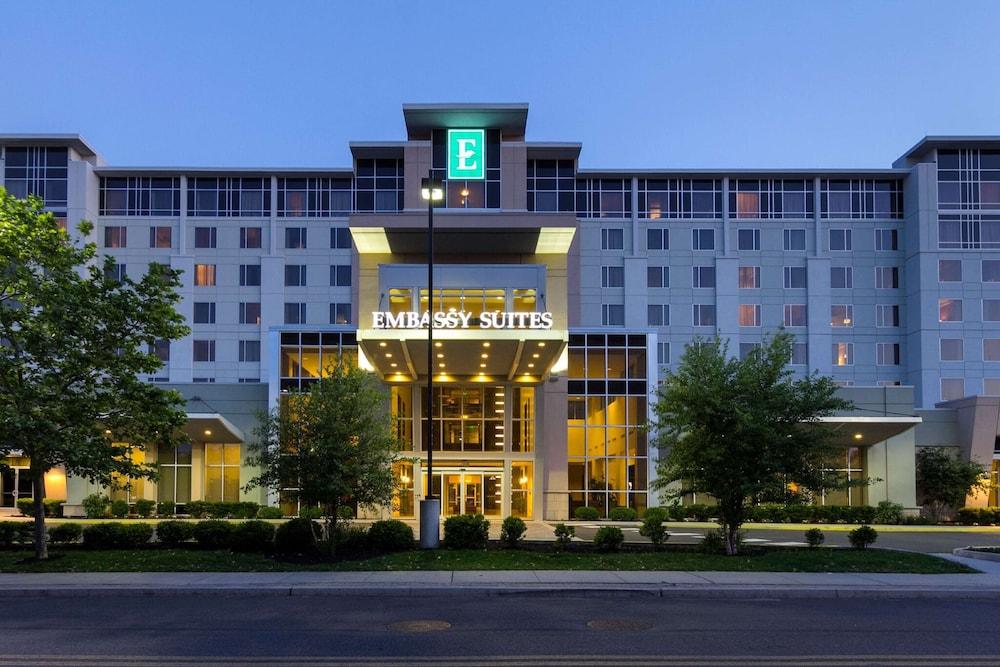 Embassy Suites Newark Airport - Featured Image