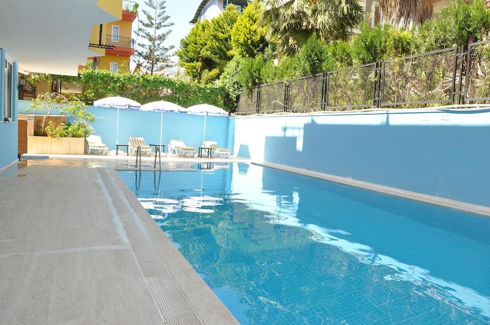 Sava Hotel - Outdoor Pool