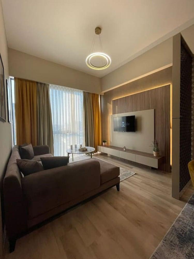 Special 2 1 Suite Apartment Near Mall of Istanbul - Room