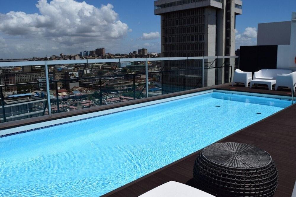 ONOMO Hotel Maputo - Rooftop Pool