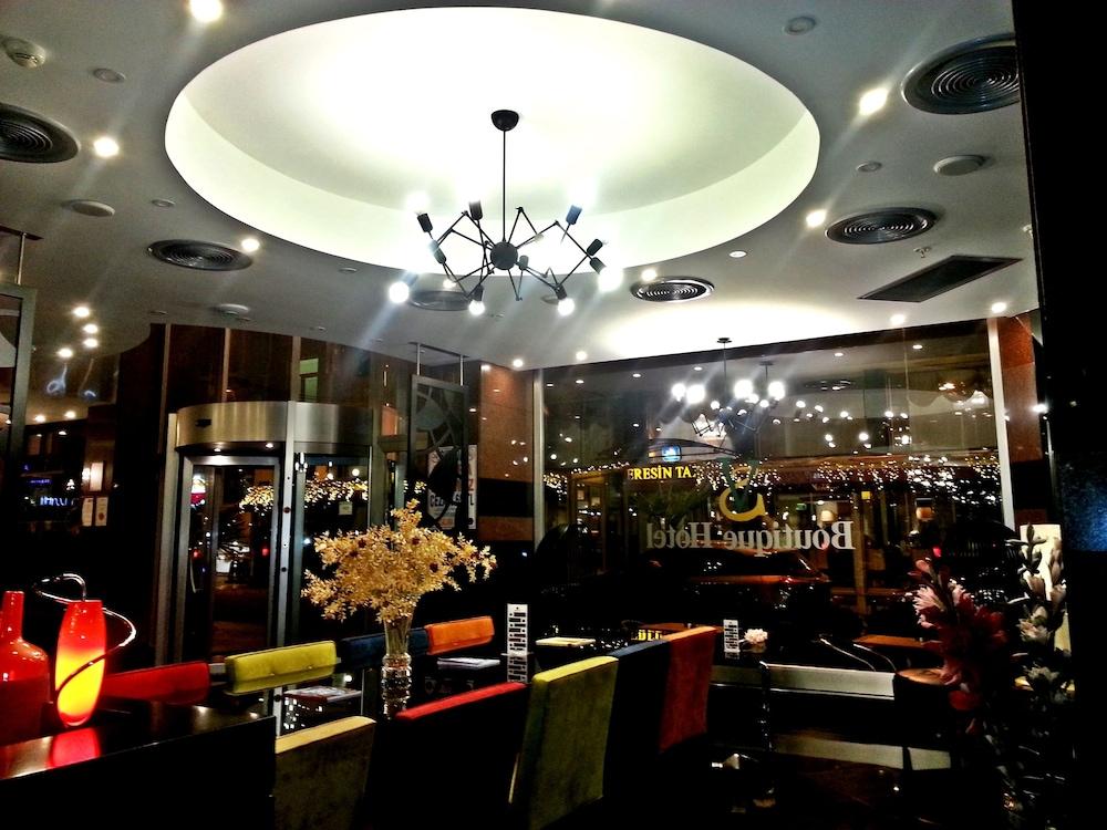 SV Business Hotel Taksim İstanbul - Lobby Sitting Area