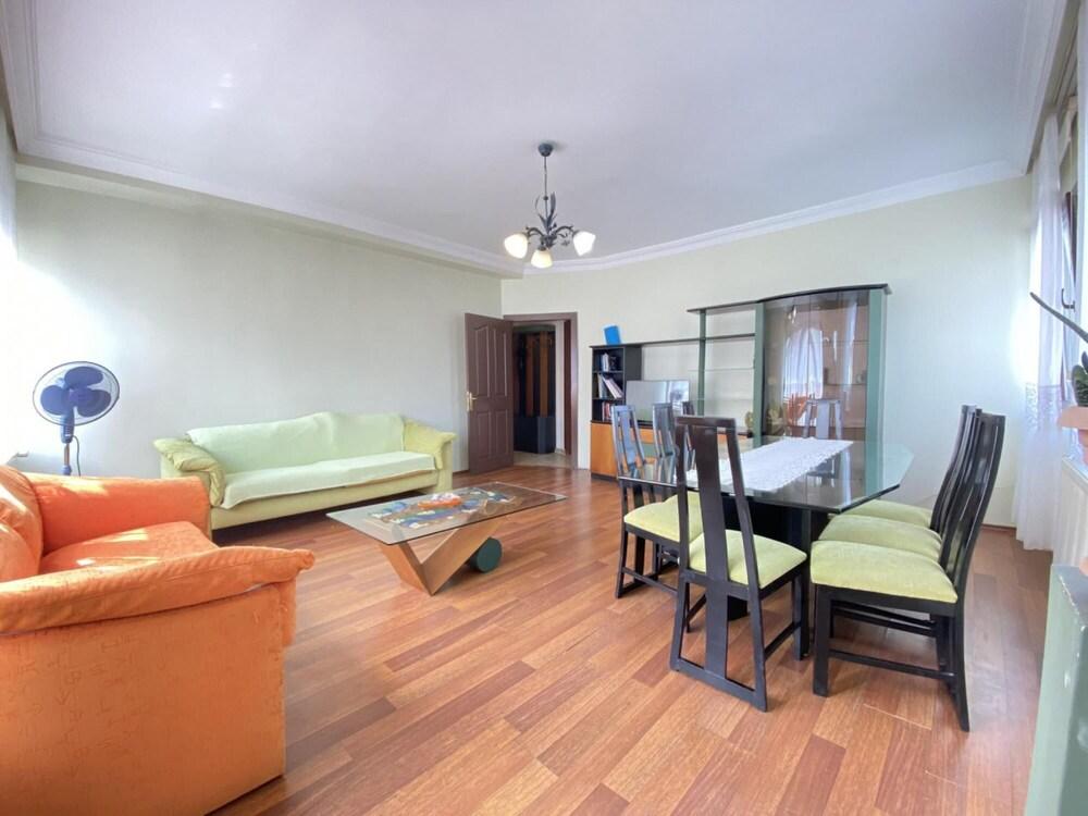 Superb Flat Close to Cevahir Mall in Sisli - Featured Image