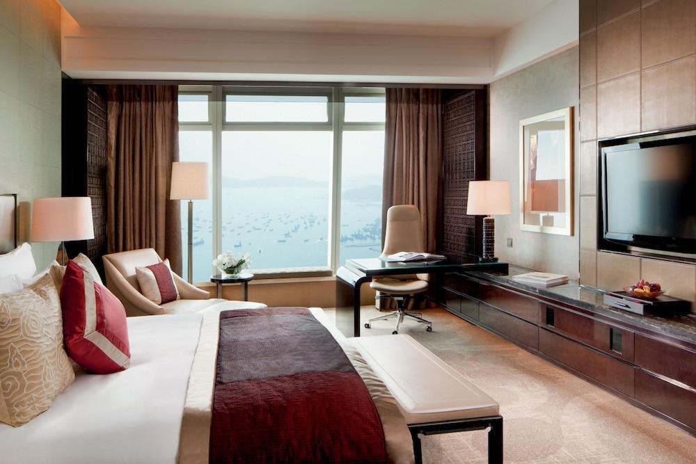 The Ritz Carlton Hong Kong - Featured Image