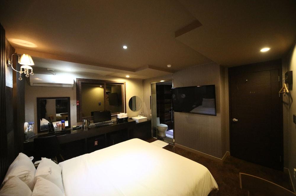 Hotel June Haeundae - Room