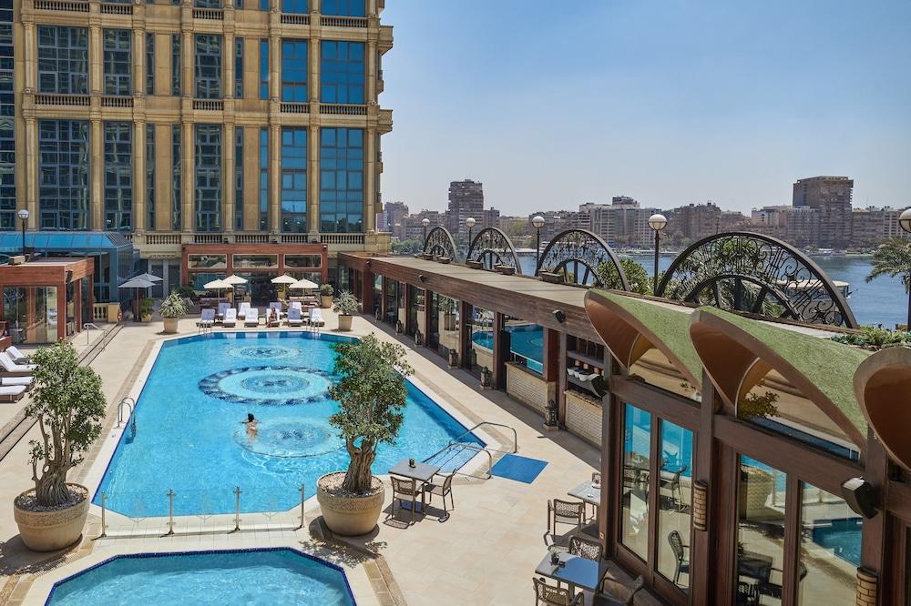Four Seasons Hotel Cairo at First Residence - Outdoor Pool