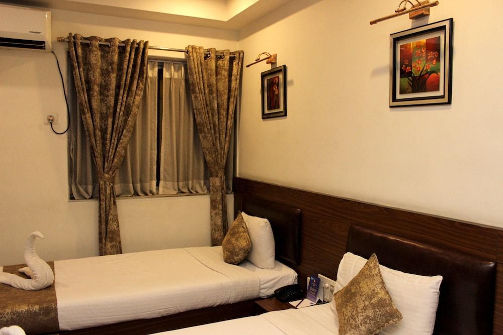 The Pearl Hotel, Kolkata - Room