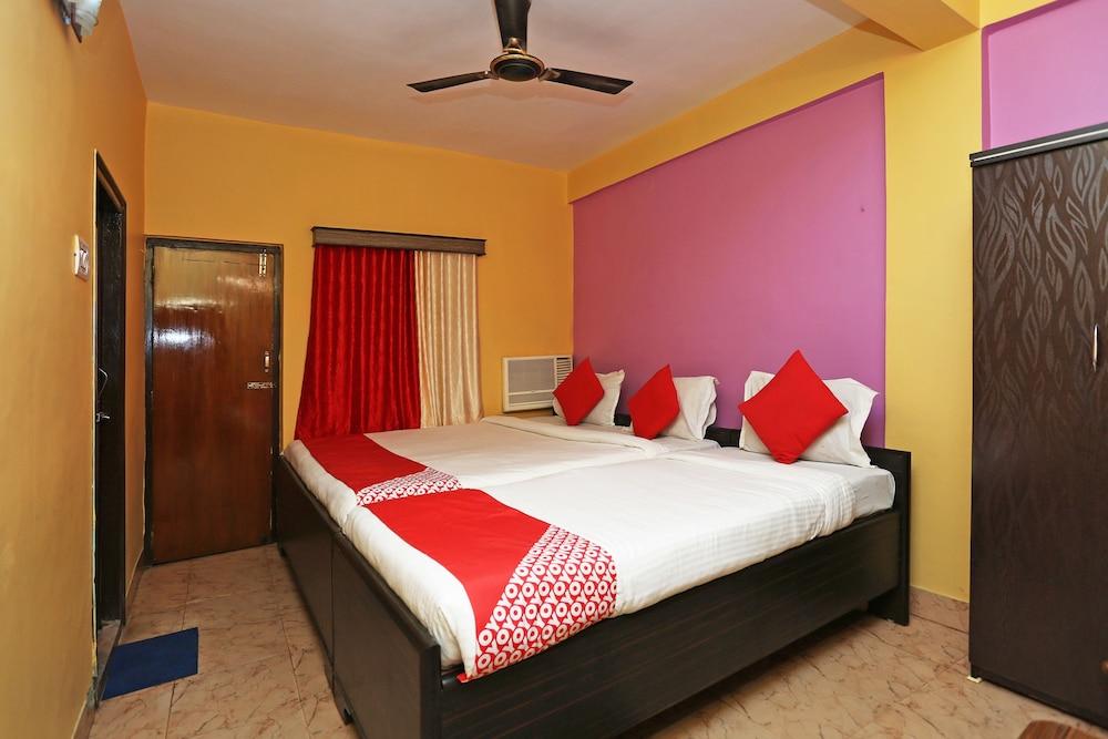 OYO 13568 Debalay Guest House - Featured Image