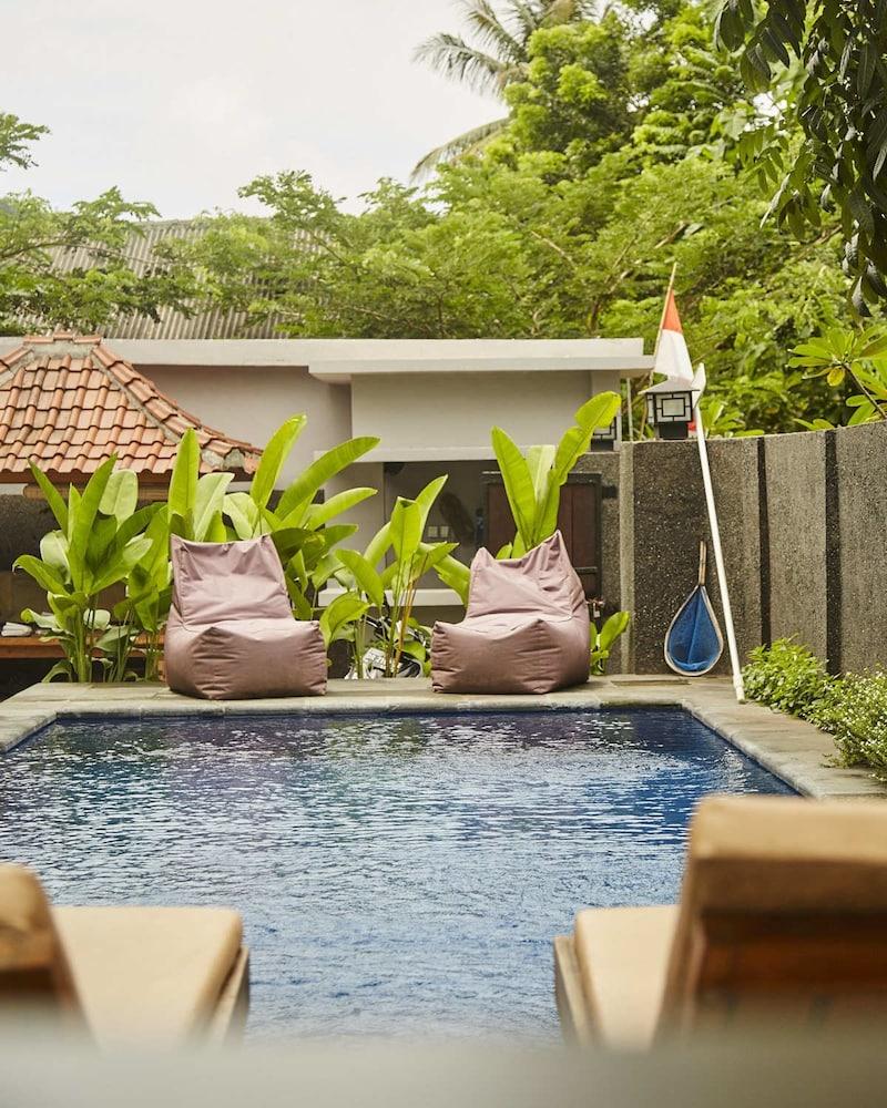 Lazy Inn Kuta Lombok - Featured Image