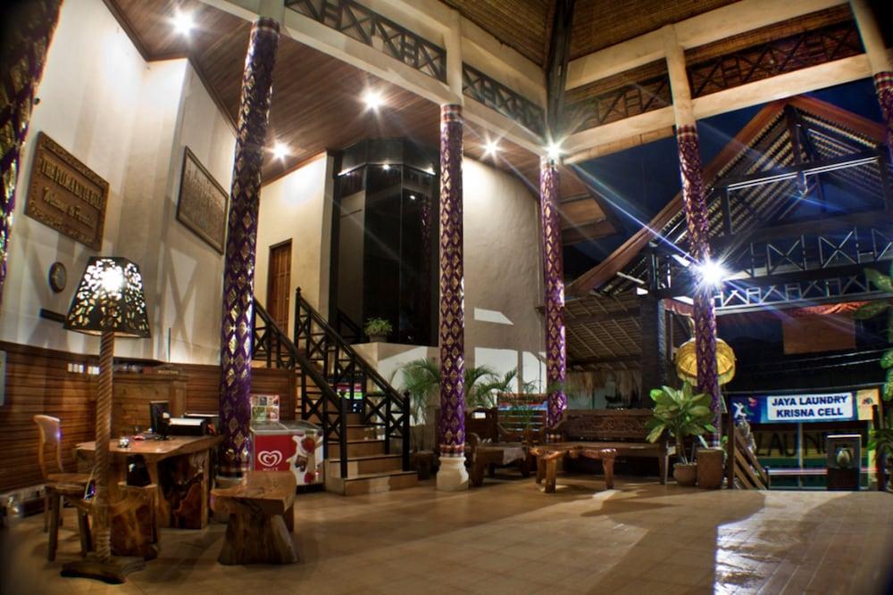 Hotel The Flora Kuta Bali - Lobby
