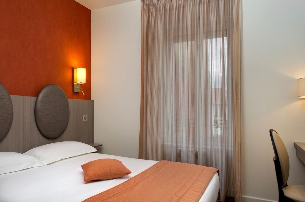 HOTEL ARVERNA VICHY - ClT'HOTEL - Room