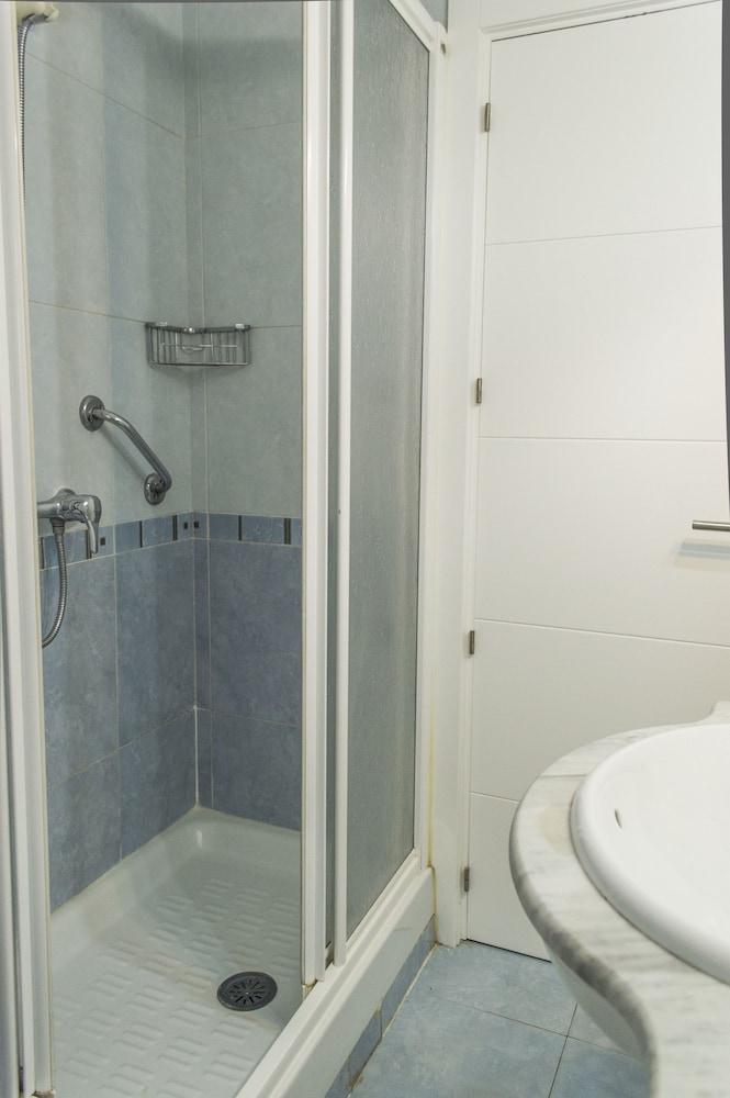 بلازا دي إسبانيا مدريد سنترو - Bathroom Shower