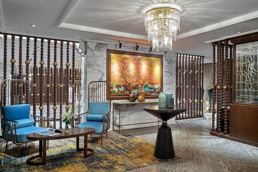 Peridot Grand Luxury Boutique Hotel - Lobby Lounge