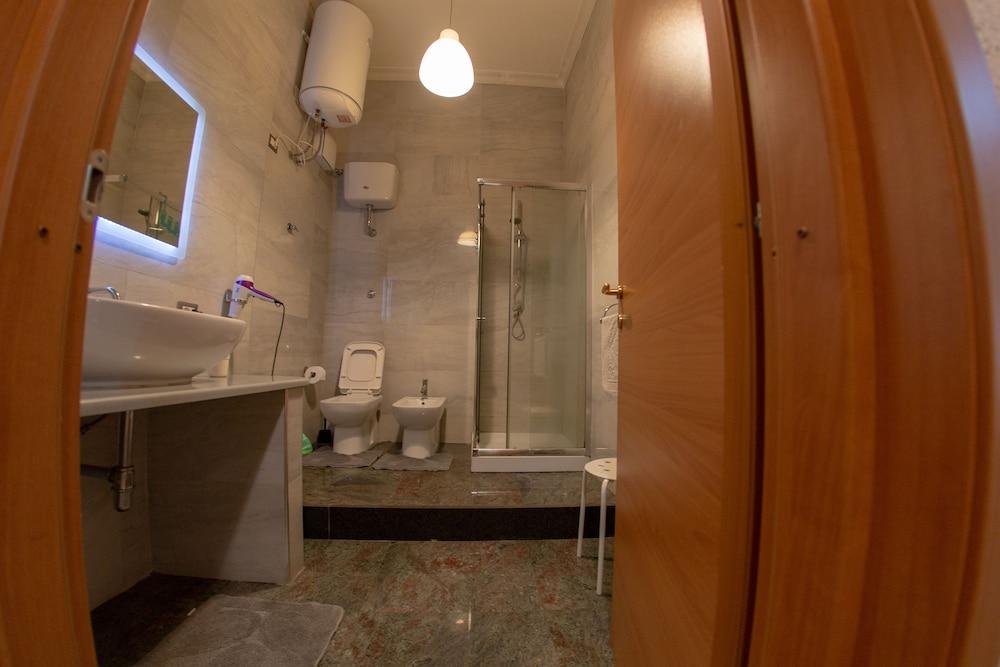 موزيو فيلانغييري - Bathroom