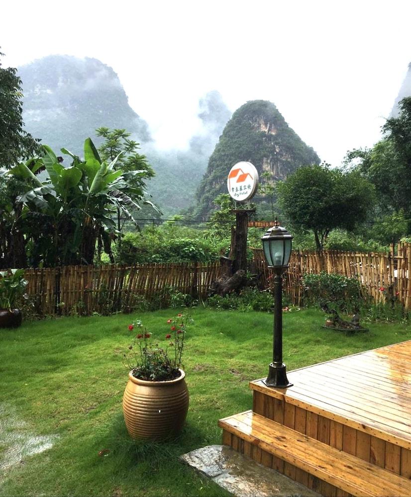 Ivy Inn Yangshuo - Featured Image