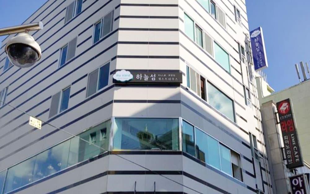 Busan Sky Island Guest House - Featured Image
