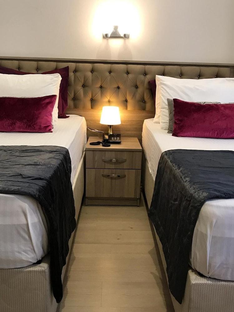 Port Di Pera Hotel - Room