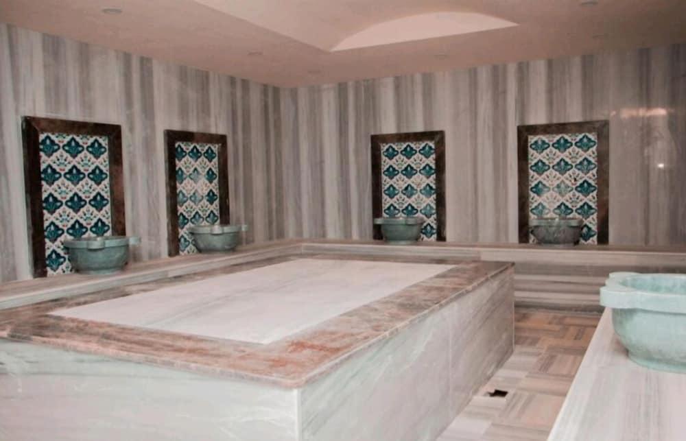 Esila Park Lara Kundu - Turkish Bath