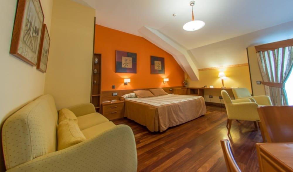 Hotel Los 5 Pinos - Room