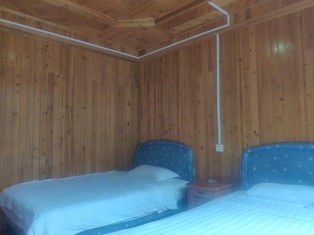 Natural Lodge Homestay - Room
