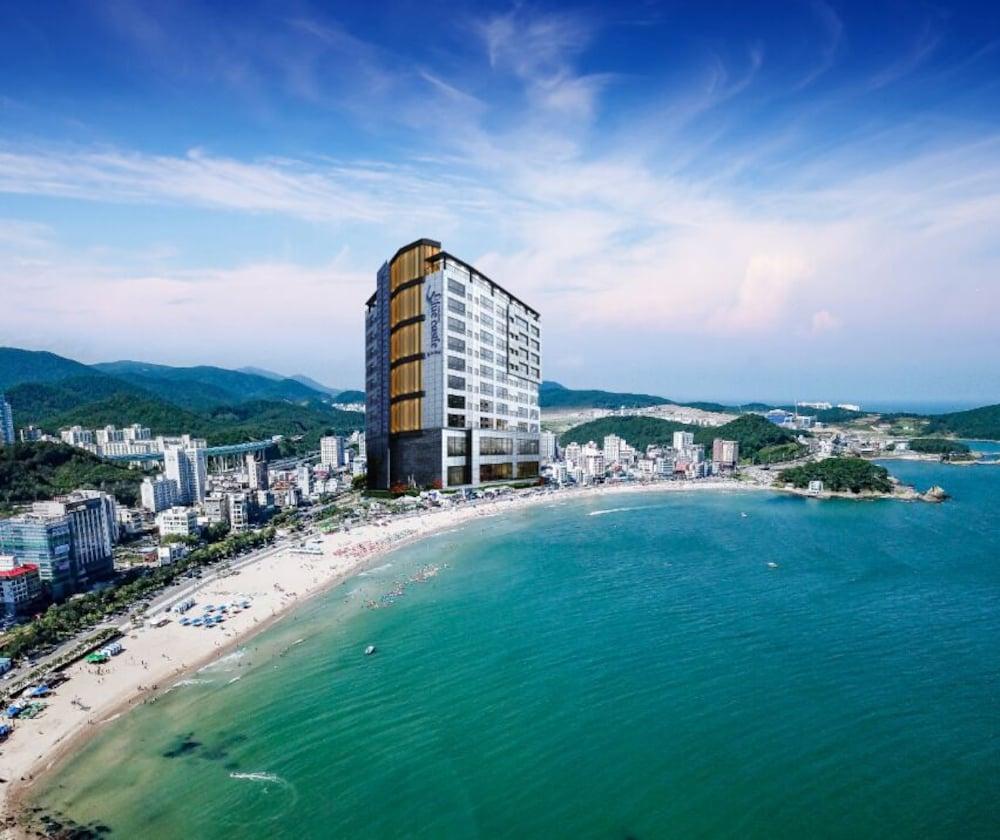 Song Jeong Hotel Blue Castle - Featured Image