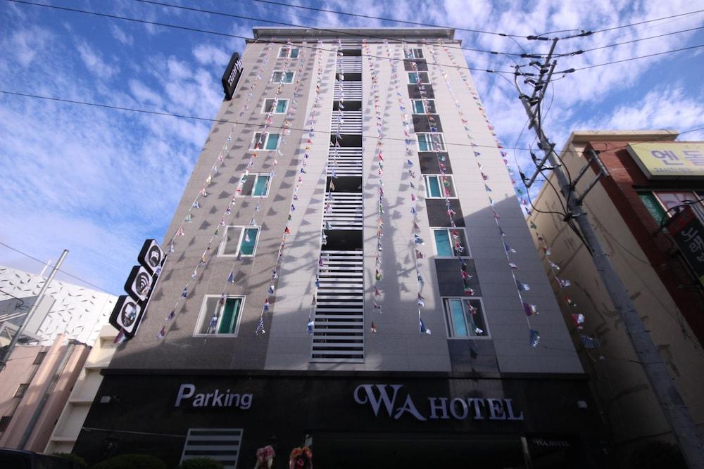 WA Hotel Nampo - Featured Image