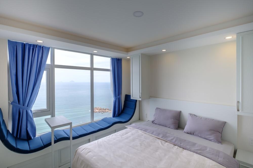 Sunrise Hon Chong Ocean View Apartment - Room