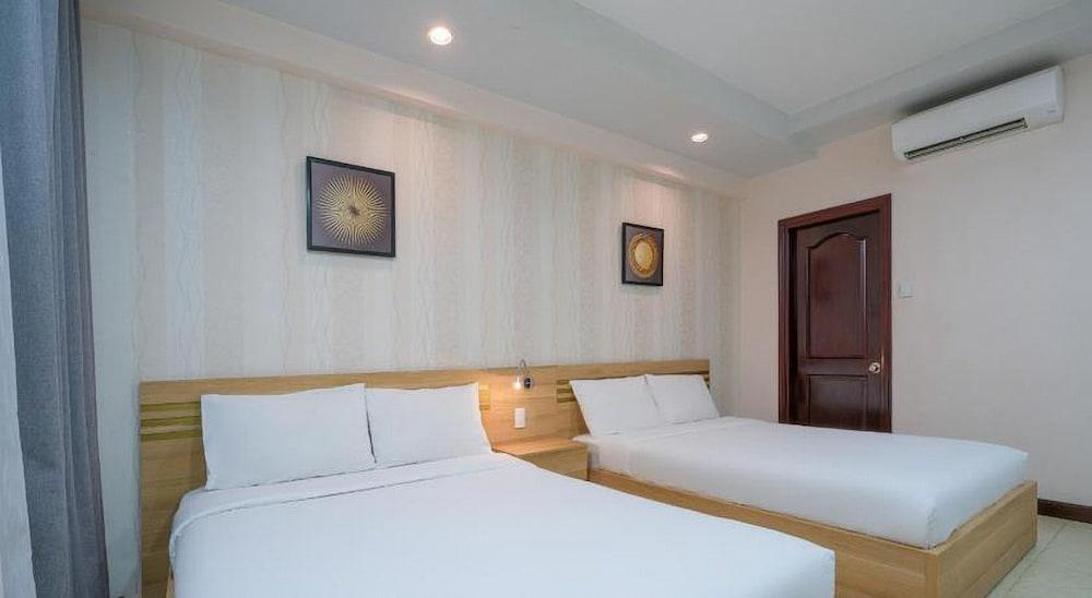Phu Quy Hotel - Room