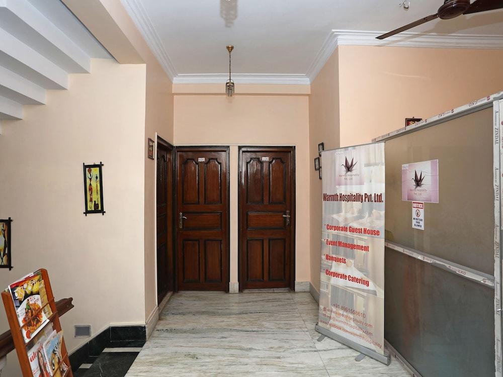 OYO 16495 Kolkata Inn - Lobby