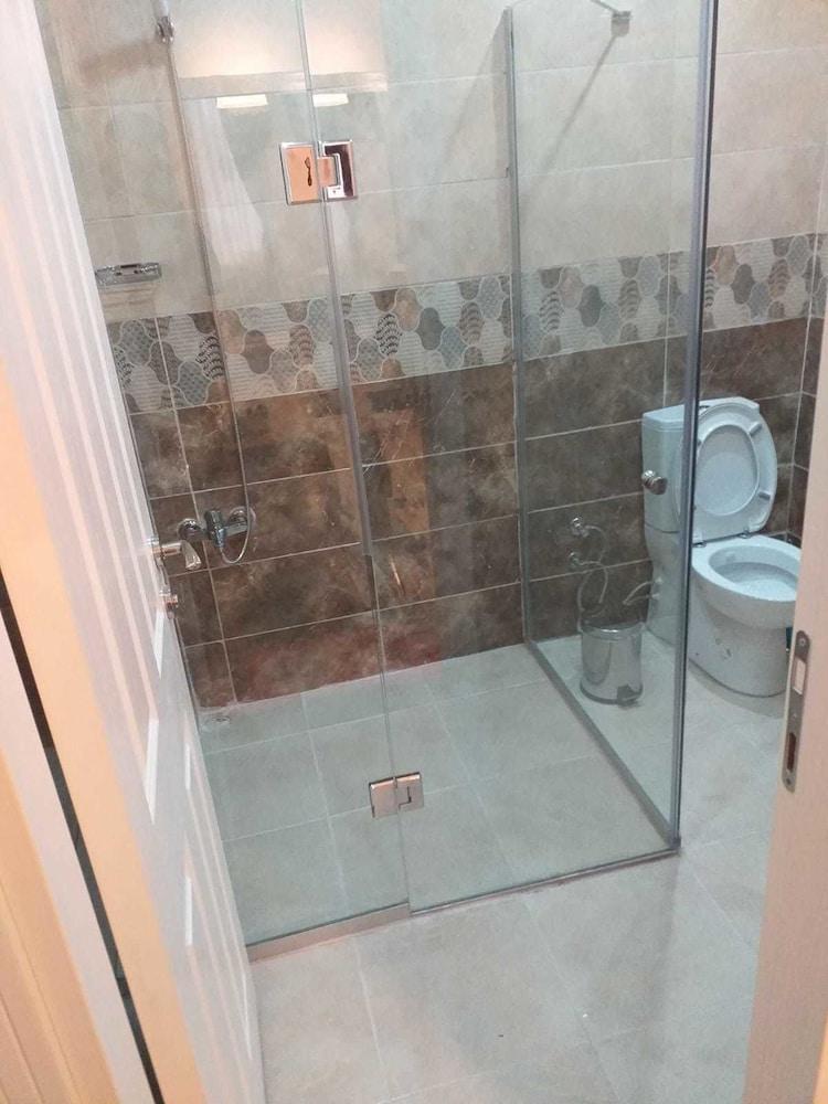Star Home - Bathroom