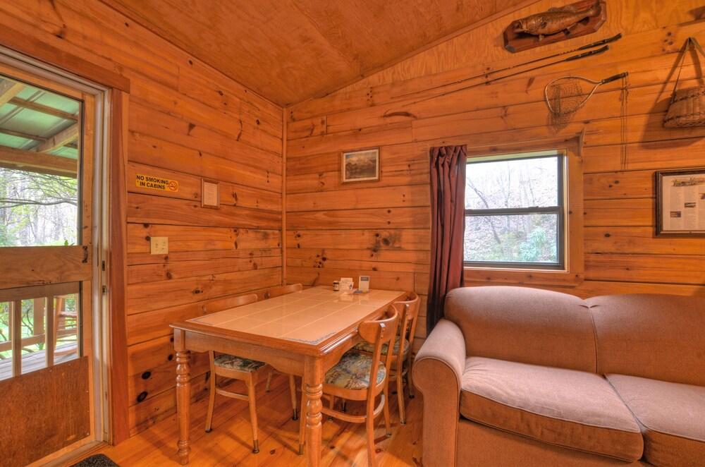 Panther Creek Cabins - Interior