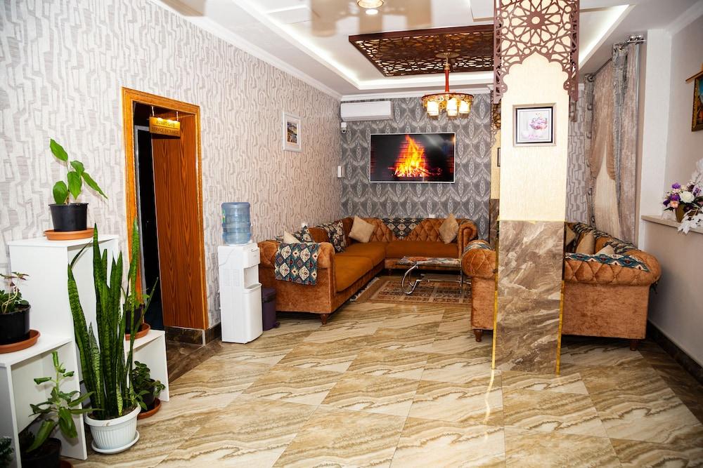 Mildom Hotel Baku - Lobby Sitting Area