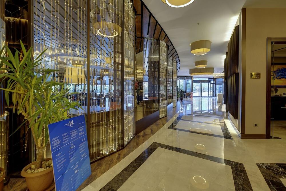 Days Hotel by Wyndham Istanbul Maltepe - Lobby Lounge