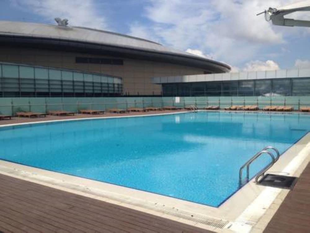 Mall Of İstanbul The Residence - Outdoor Pool