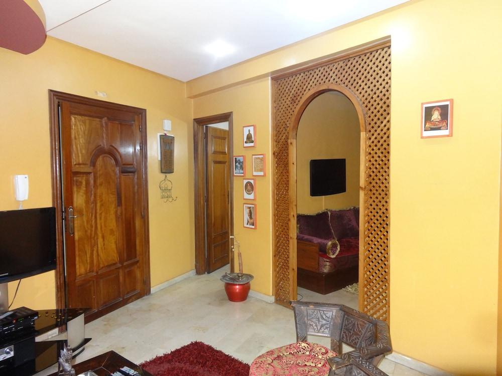 Leyna Vacancy Homes - Room