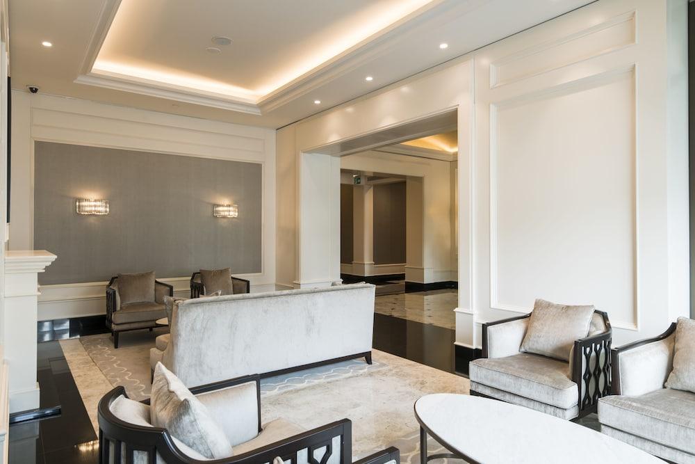 Ist flats Serviced Apartments - EMAAR SQ - Lobby